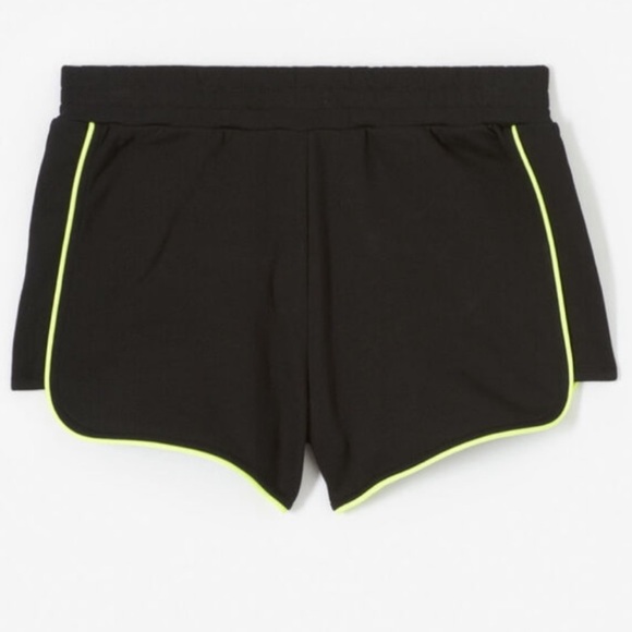 Kenzo Jogger Shorts - Picture 10 of 12